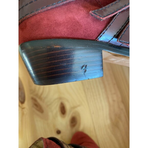 L.A.M.B. Nanetta Merlot Suede & Leather Strap Hearts Buckle Ankle Booties Size 6 - Picture 8 of 12